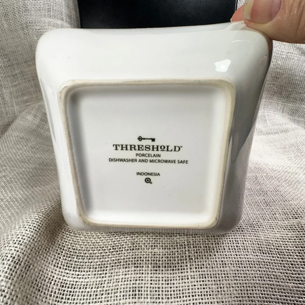 Target Home Threshold White Square Porcelain Cereal Soup Bowls Set of 4 6.25in